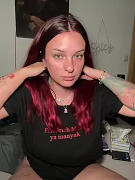 Snapshot of OliviaaFischer chatting on 07-18-26, 12:20 OliviaaFischer online show from 07-18-26, 12:20