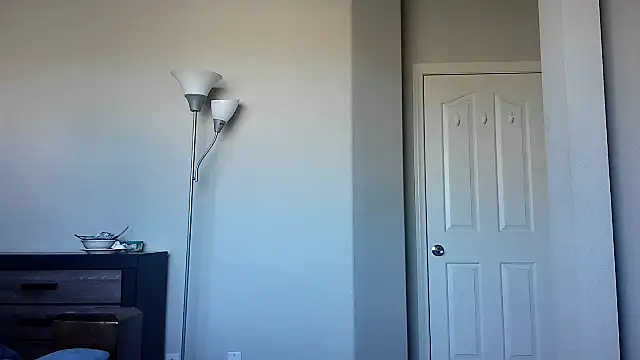 Marlowlovee online show from 10-05-25, 04:16