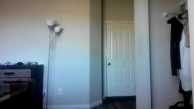 Marlowlovee online show from 10-24-25, 08:05