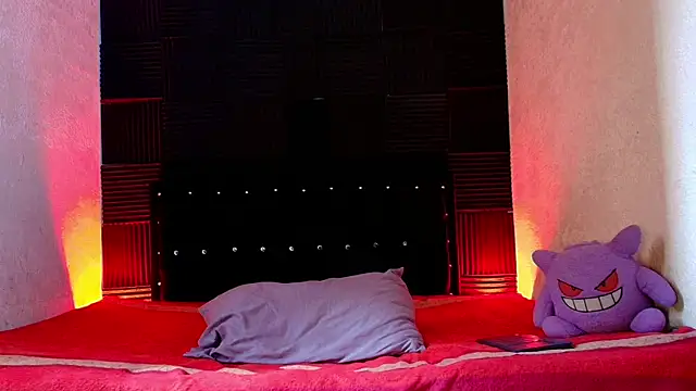 ZaneMaveric online show from 08-03-26, 02:33