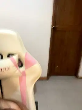 emma hot2006 online show from 01-11-26, 09:09