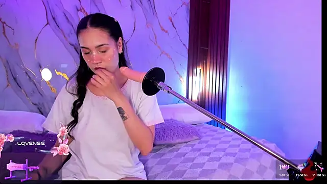 Emmiicute online show from 04-01-26, 08:28