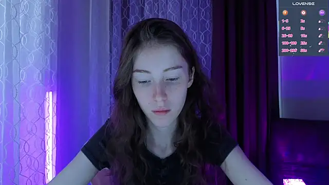 Snapshot of eskatmi chatting on 07-19-26, 02:37 eskatmi online show from 07-19-26, 02:37
