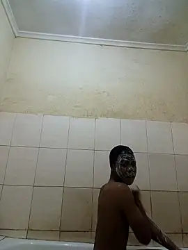 Snapshot of sweetdickboy2 chatting on 04-18-26, 03:10 sweetdickboy2 online show from 04-18-26, 03:10