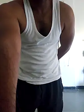 Snapshot of rainzey chatting on 10-07-25, 02:42 rainzey online show from 10-07-25, 02:42