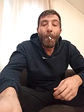 Snapshot of Alexdaniel89 chatting on 01-08-26, 01:57 Alexdaniel89 online show from 01-08-26, 01:57