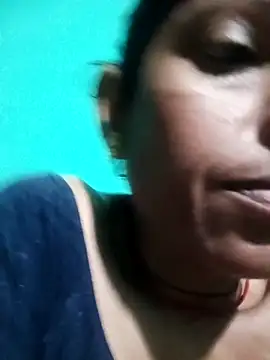 Snapshot of Suhana_pandit chatting on 09-08-25, 09:47 Suhana pandit online show from 09-08-25, 09:47