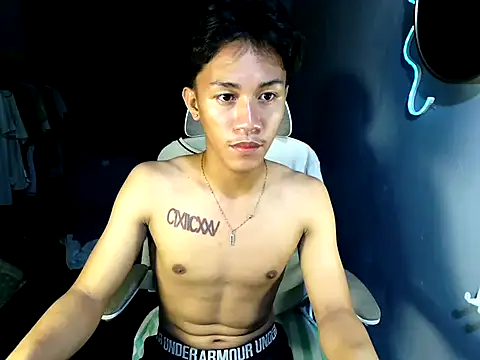 Snapshot of naughtyboyloy_0 chatting on 05-12-26, 07:44 naughtyboyloy 0 online show from 05-12-26, 07:44