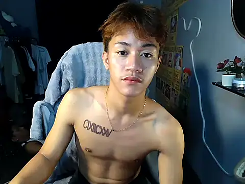 naughtyboyloy 0 online show from 07-02-26, 06:25