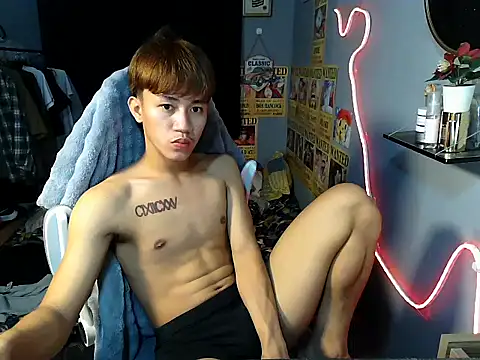 naughtyboyloy 0 online show from 07-12-26, 07:16