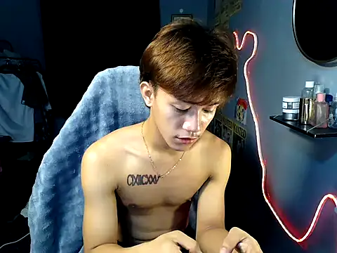 naughtyboyloy 0 online show from 07-29-26, 12:53