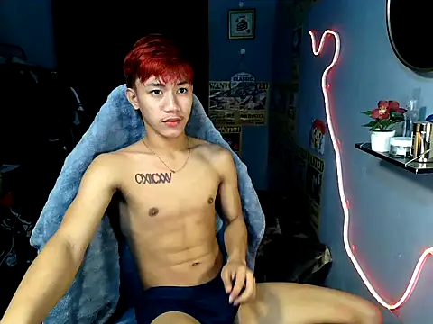 naughtyboyloy 0 online show from 08-03-26, 05:49
