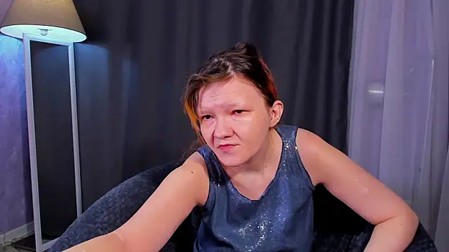 Snapshot of Nora_lovvvv chatting on 09-21-25, 10:17 Nora lovvvv online show from 09-21-25, 10:17