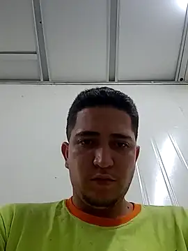 Snapshot of Picademel2525 chatting on 03-26-26, 04:07 Picademel2525 online show from 03-26-26, 04:07