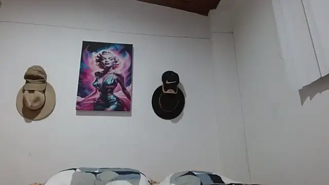 Crystal Star  online show from 03-23-26, 09:13