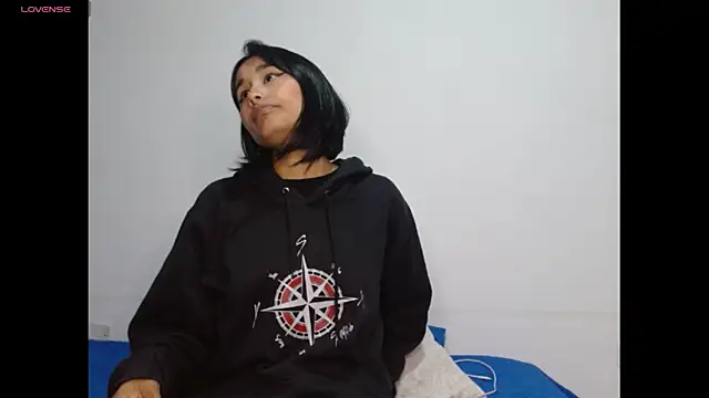 Gia Lee online show from 12-03-25, 03:36