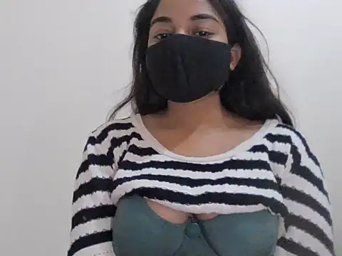 Little toy girl online show from 02-20-26, 06:48