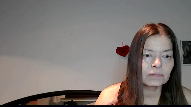 Snapshot of SexySarah177 chatting on 12-08-24, 09:08 SexySarah177 online show from 12-08-24, 09:08