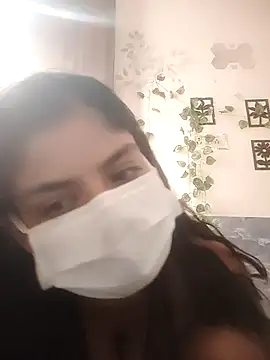 Snapshot of sassyy_poonam chatting on 09-26-25, 03:32 sassyy poonam online show from 09-26-25, 03:32