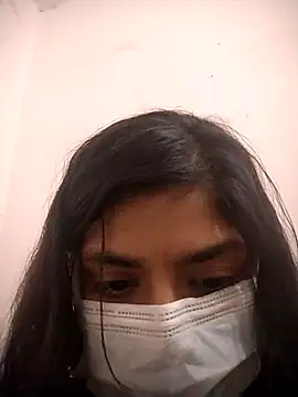 Snapshot of sassyy_poonam chatting on 10-07-25, 04:42 sassyy poonam online show from 10-07-25, 04:42