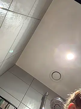 Chloemillerrxx online show from 09-15-25, 12:16