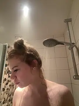 Chloemillerrxx online show from 11-26-25, 12:28