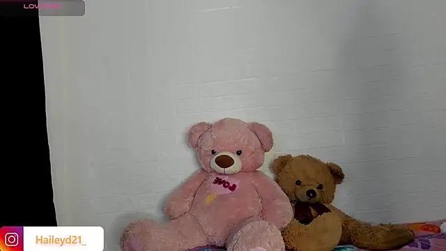 HaileyDuke online show from 04-14-26, 09:10