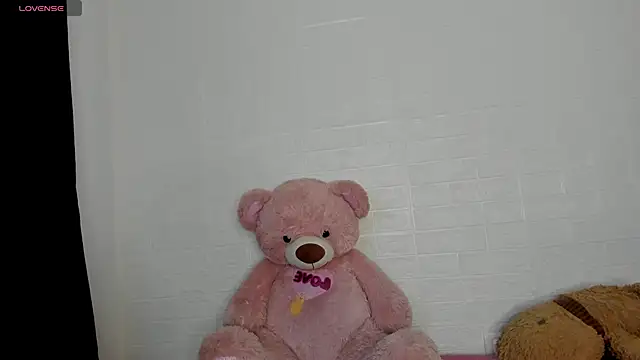 HaileyDuke online show from 04-21-26, 11:51