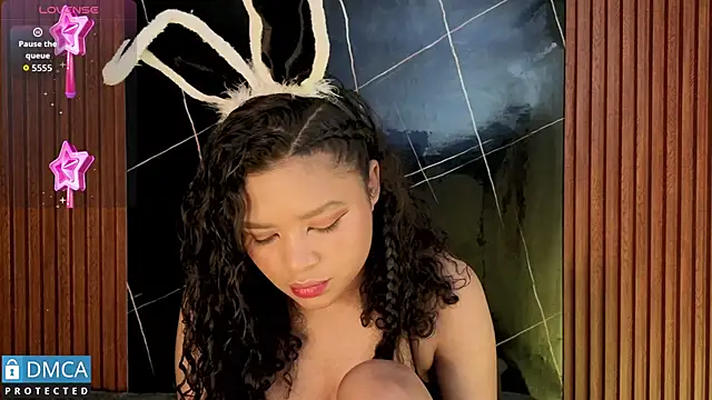 leidy morales  online show from 11-20-25, 10:59