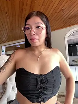 Maddy Piink online show from 02-03-26, 08:58