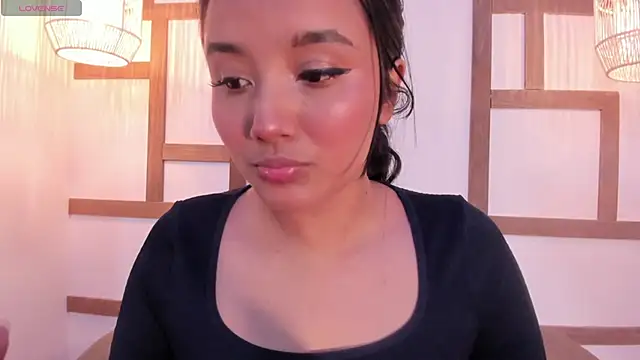 HannahMontgomery online show from 09-12-25, 04:18