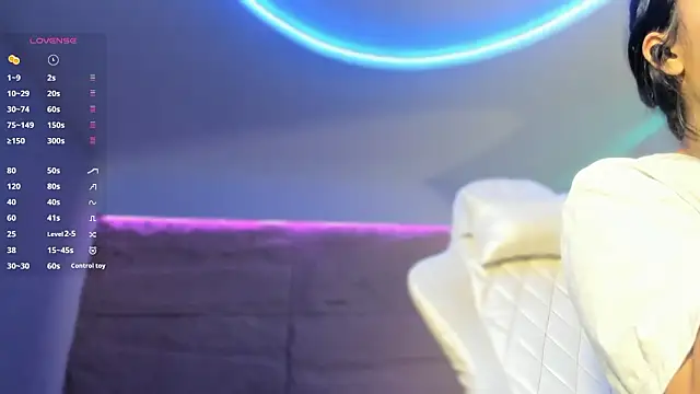 HannahMontgomery online show from 02-24-26, 04:16