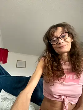 Chris06d22xh online show from 11-30-25, 02:43