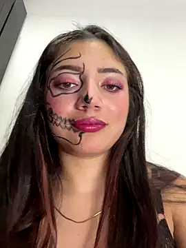 LisaGoddes online show from 10-30-25, 11:27