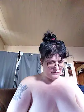 ladyfrombonn online show from 08-05-26, 06:16