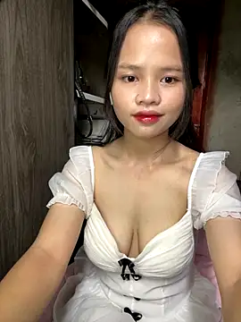 Hana-44 online show from 10-22-25, 01:28