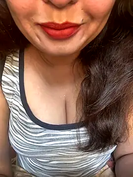 Snapshot of Bhabi_Ki_Antarvasna chatting on 10-12-25, 07:07 Bhabi Ki Antarvasna online show from 10-12-25, 07:07