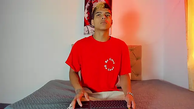 wyatt 3 online show from 09-27-25, 12:54