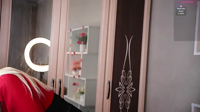 JaymieVigen online show from 10-18-25, 03:09