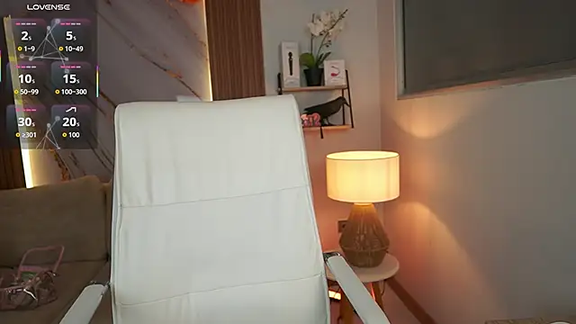 MilaCrave online show from 10-27-25, 11:36