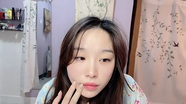 Y2Luvk online show from 11-26-25, 09:16