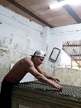 hoteder online show from 10-29-25, 01:35