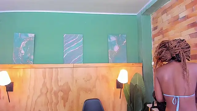 halleylorens online show from 04-02-26, 12:25