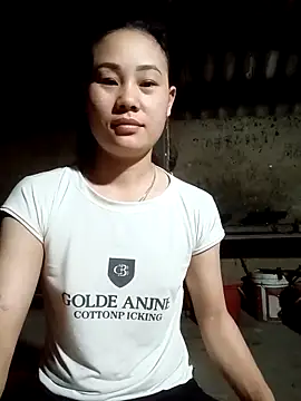 Ruaiuoi online show from 04-17-26, 09:51