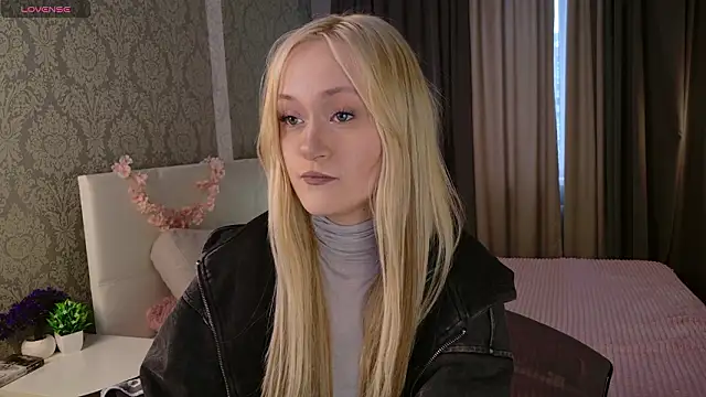 HeyMonkey  online show from 03-04-26, 02:23