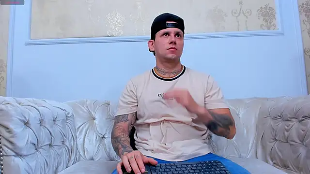 Snapshot of Scott_Clark chatting on 11-23-25, 10:48 Scott Clark online show from 11-23-25, 10:48