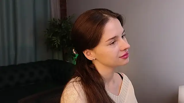 Olivia Farrell online show from 11-22-25, 12:48