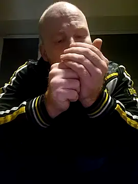 svenni2525 online show from 11-04-25, 11:59