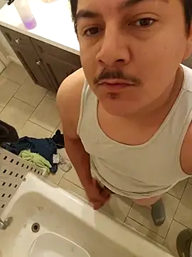 Snapshot of Biglou97 chatting on 02-14-26, 12:57 Biglou97 online show from 02-14-26, 12:57