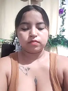 Emily Lit online show from 12-21-25, 04:52